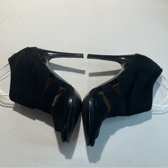 CALVIN KLEIN Sz 8.5 Patrish Peep Toe Cut Outs Heeled Suede Shooties Shoes - Picture 5 of 12